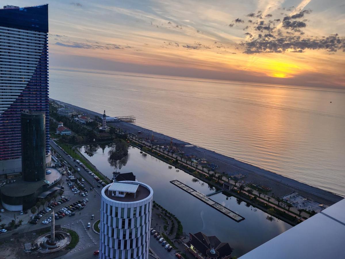 Holiday Apartments Batumi Exterior foto